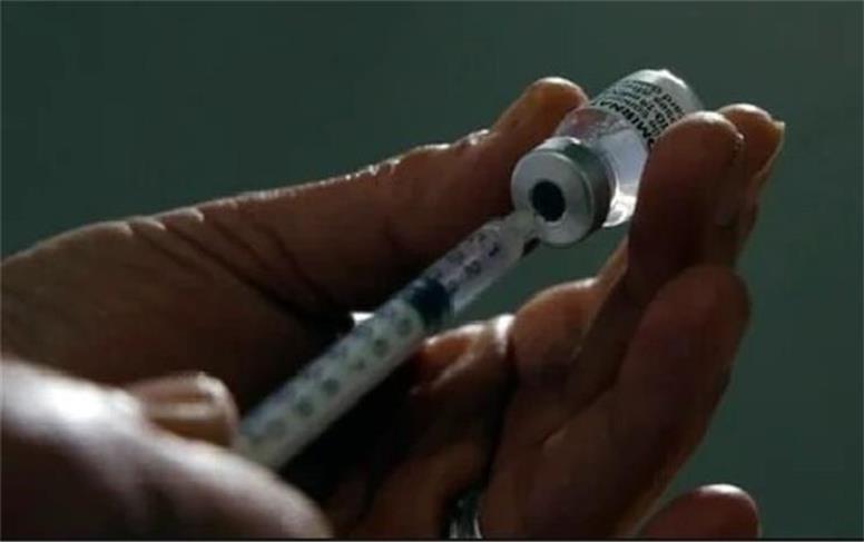 چرا واکسن «آسترازنکا» از دور خارج شد؟/ آخرین اخبار محدودیت‌های کرونایی