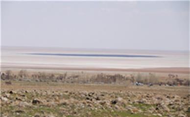 آیا دریاچه ارومیه کاملاً خشک شده‌ است؟