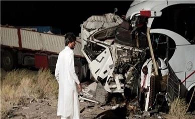 2 کشته و 22 مجروح در یک حادثه رانندگی در سیستان و بلوچستان